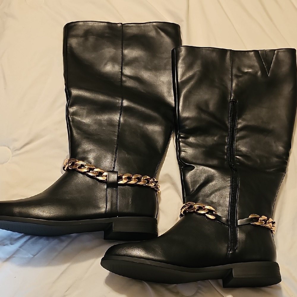 JustFab Black Heeled Boots with Gold Accent